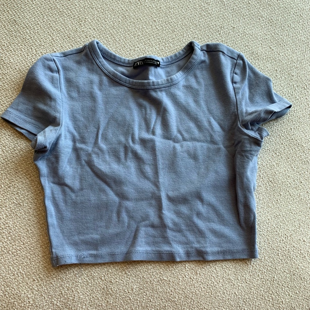 Light blue cropped shirt